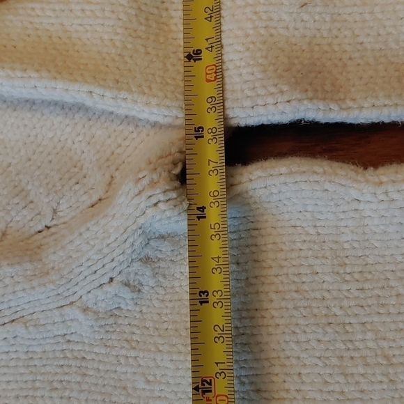 White V Neck Pullover Sweater No Tags See Photos for Measurements - Picture 2 of 4